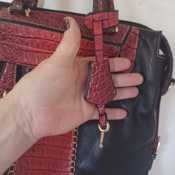 Mellow World Croc Embossed Satchel with Crossbody Strap - Picture 6 of 8